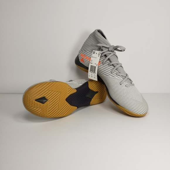 indoor soccer shoes size 8.5